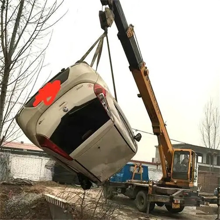 隆化县随时待命，吊车24小时道路救援服务全解析