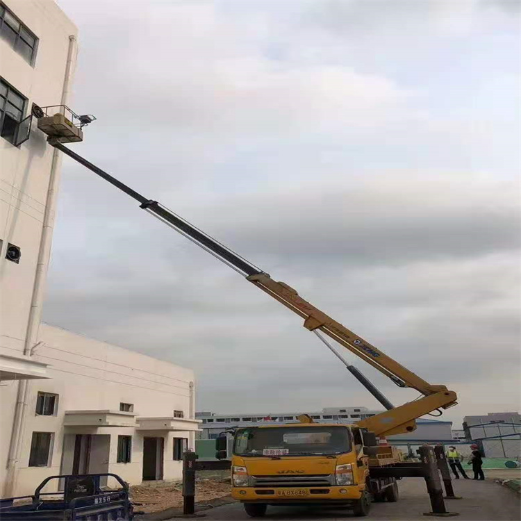 隆化县附近高空车出租|市政施工/设备安装专用|随叫随到|亿立达设备租赁